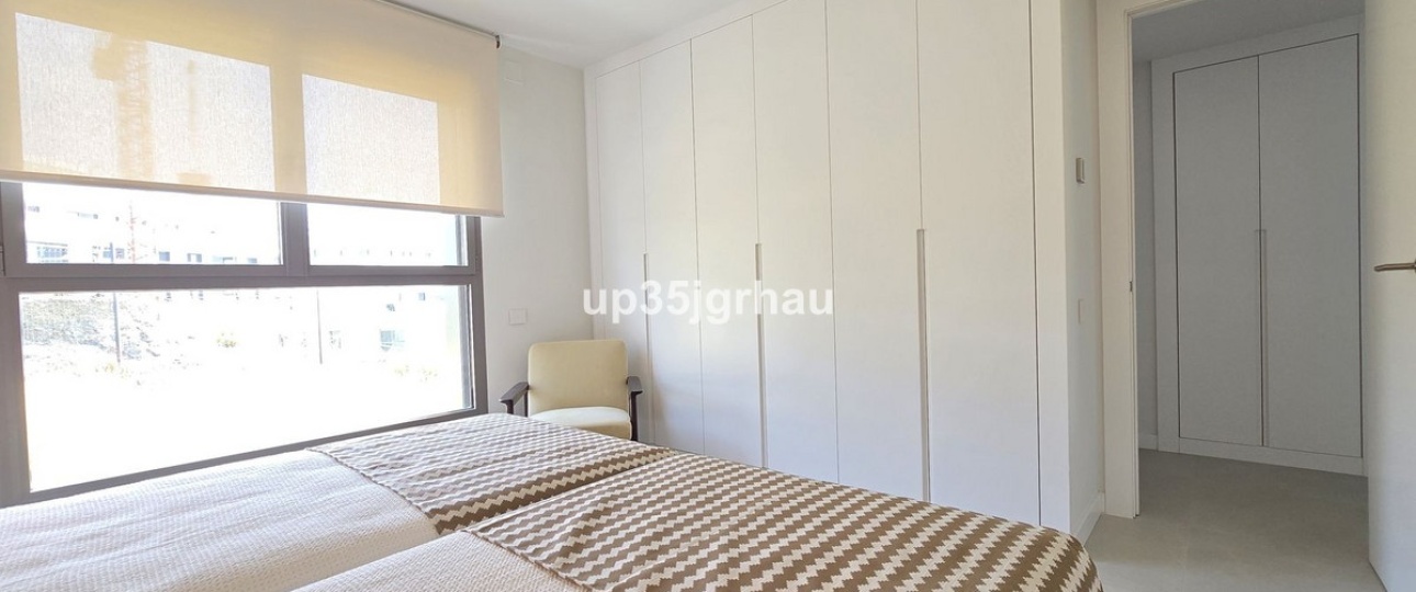 Resale - apartment - Estepona - Selwo