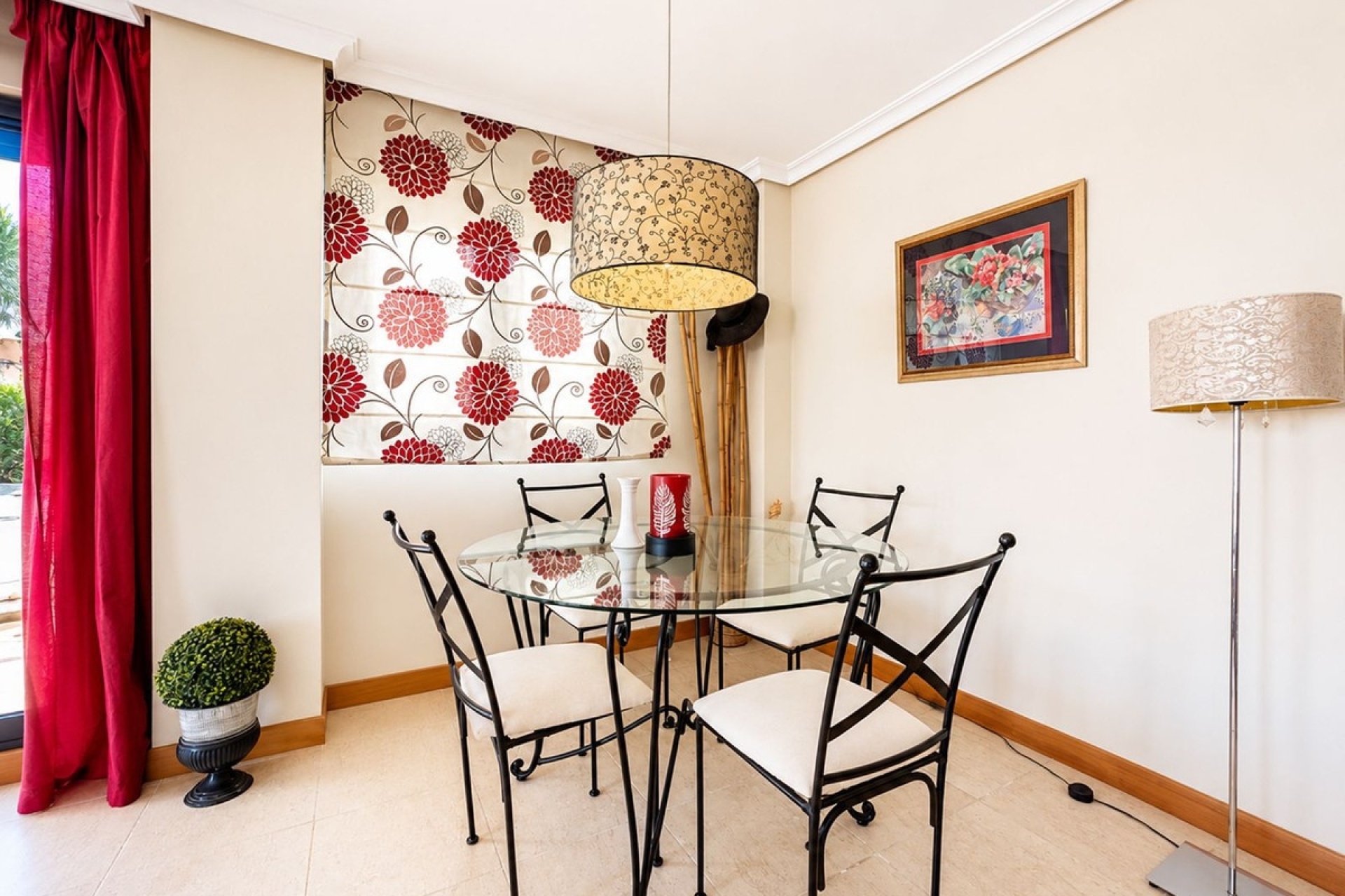 Resale - apartment - Estepona - Selwo