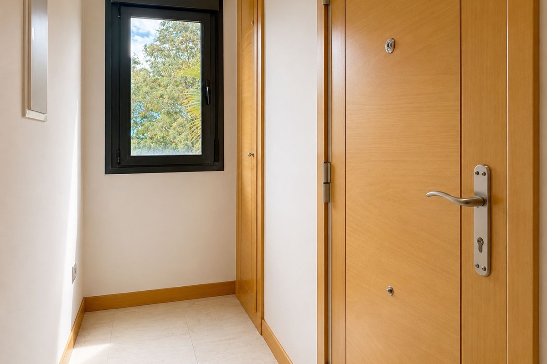 Resale - apartment - Estepona - Selwo