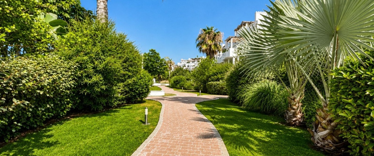 Resale - apartment - Estepona - Selwo