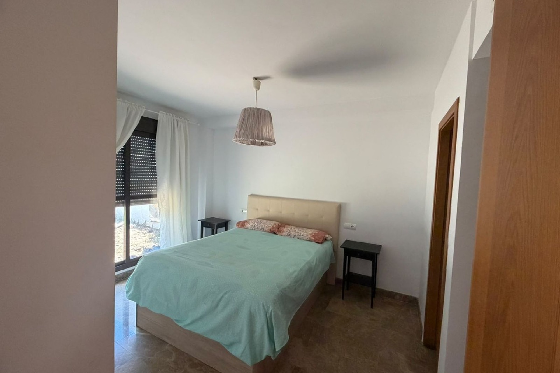 Resale - apartment - Estepona - Selwo