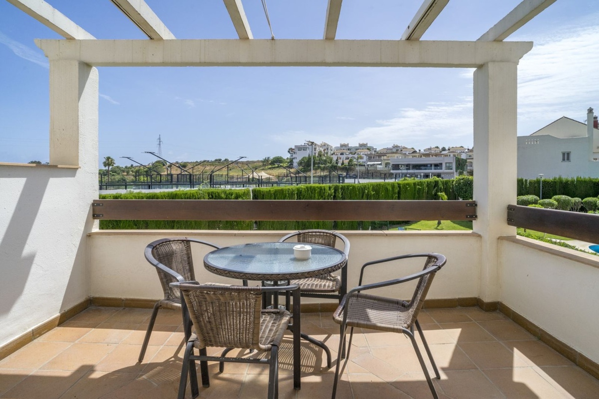 Resale - apartment - Estepona - Selwo