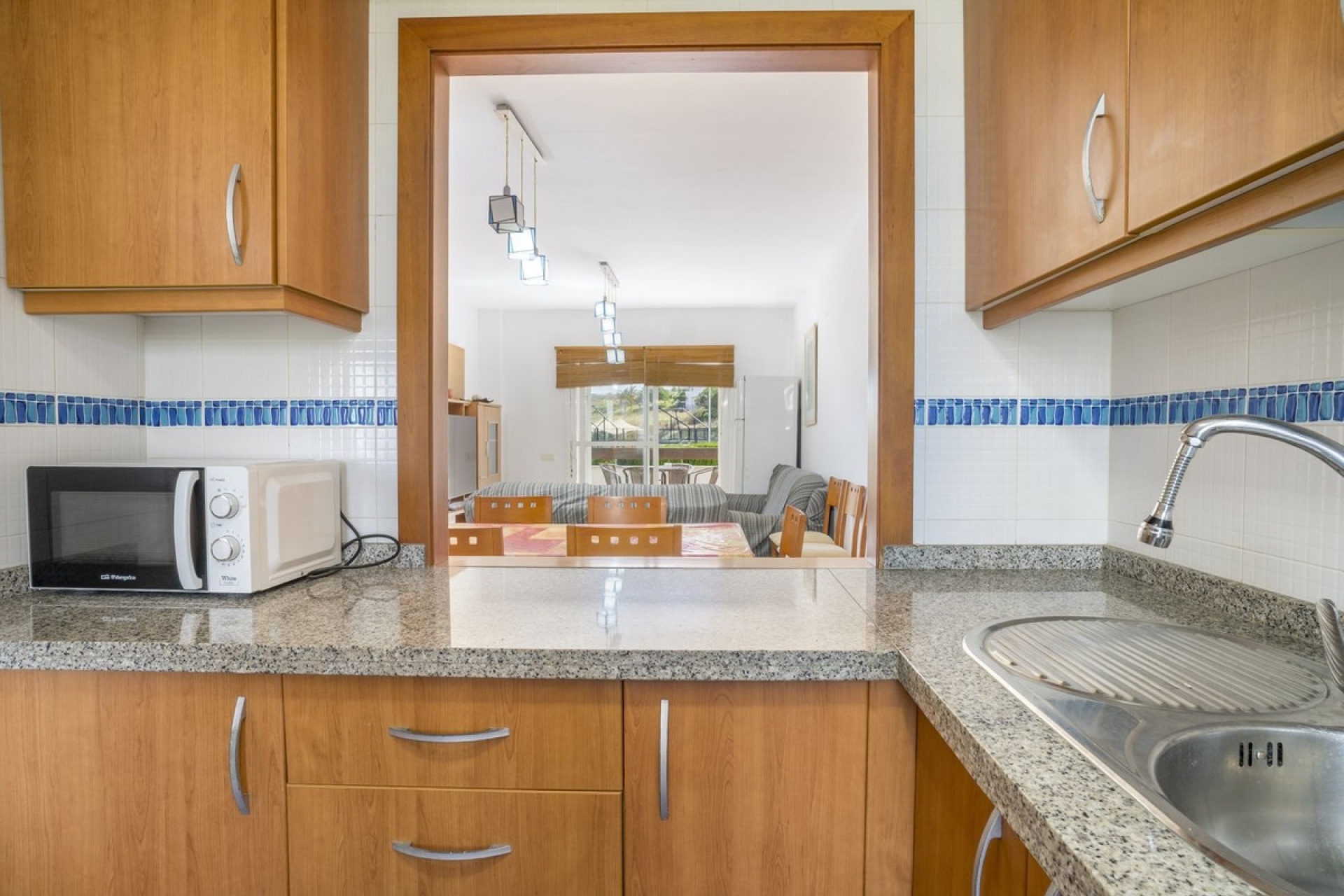 Resale - apartment - Estepona - Selwo