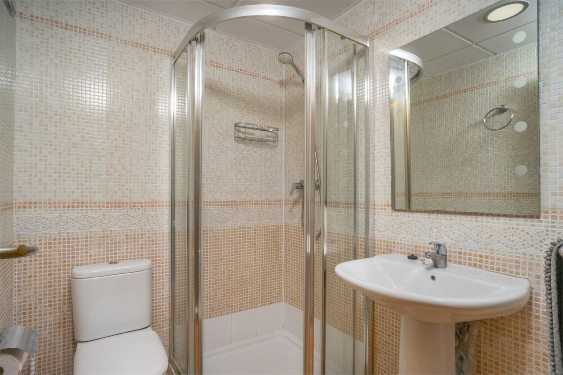 Resale - apartment - Estepona - Selwo