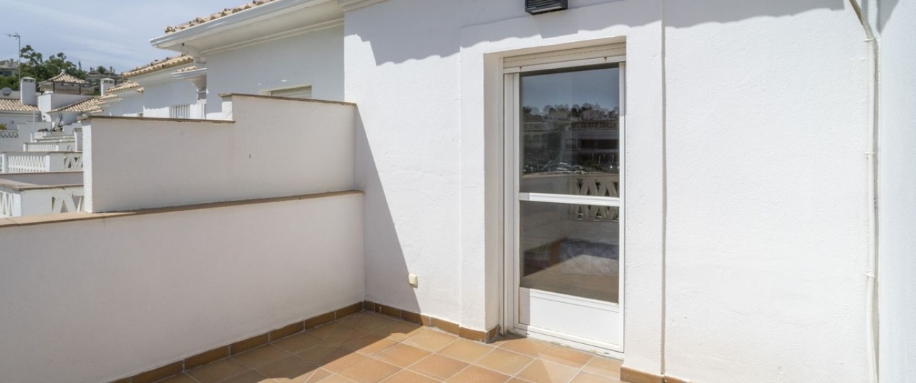 Resale - apartment - Estepona - Selwo