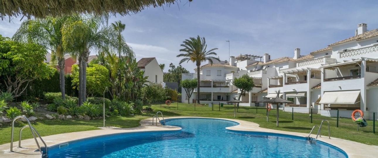 Resale - apartment - Estepona - Selwo
