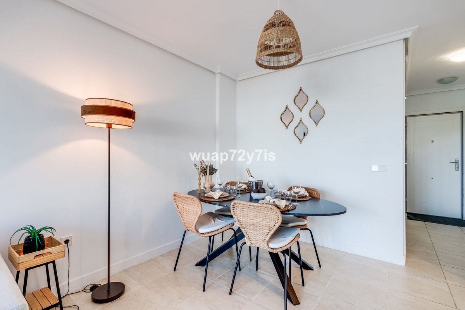 Resale - apartment - Estepona - Selwo