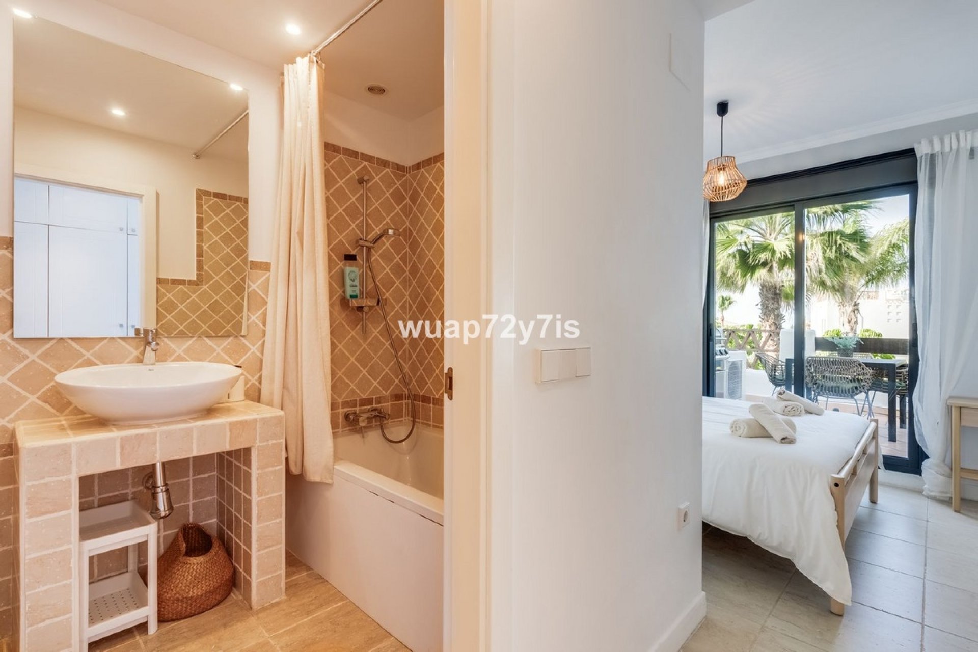 Resale - apartment - Estepona - Selwo