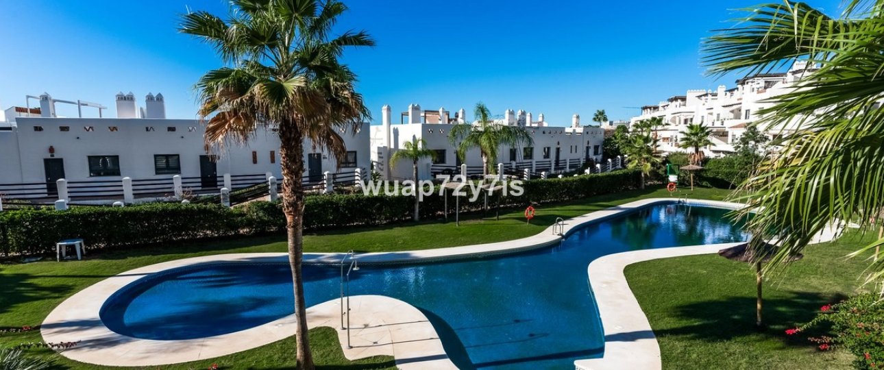 Resale - apartment - Estepona - Selwo