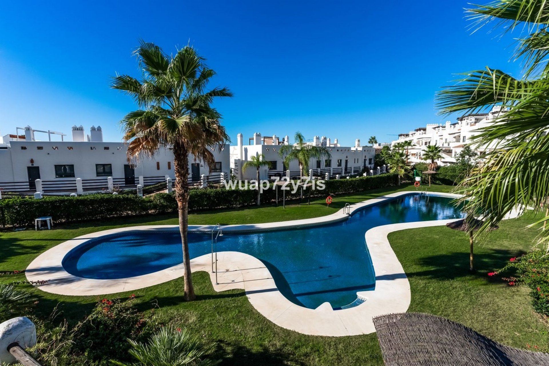Resale - apartment - Estepona - Selwo