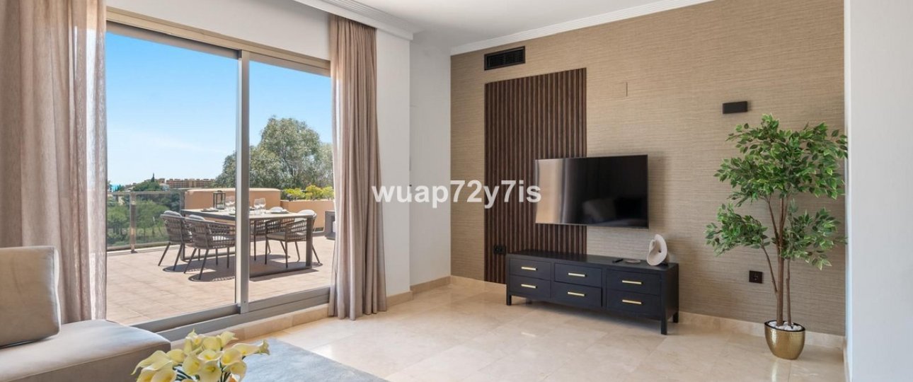 Resale - apartment - Estepona - Selwo