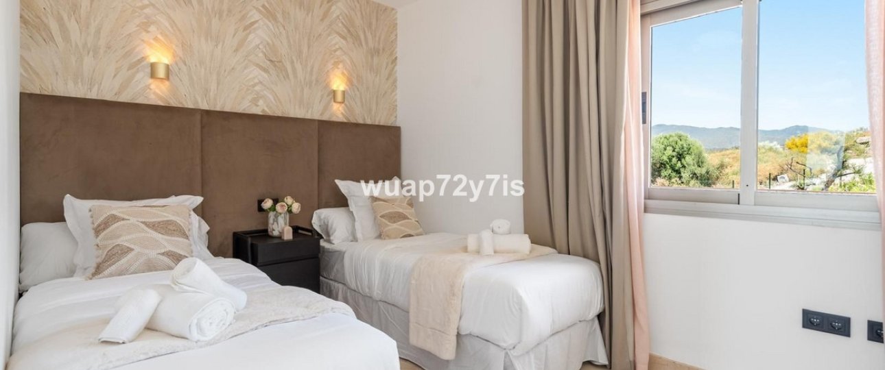 Resale - apartment - Estepona - Selwo