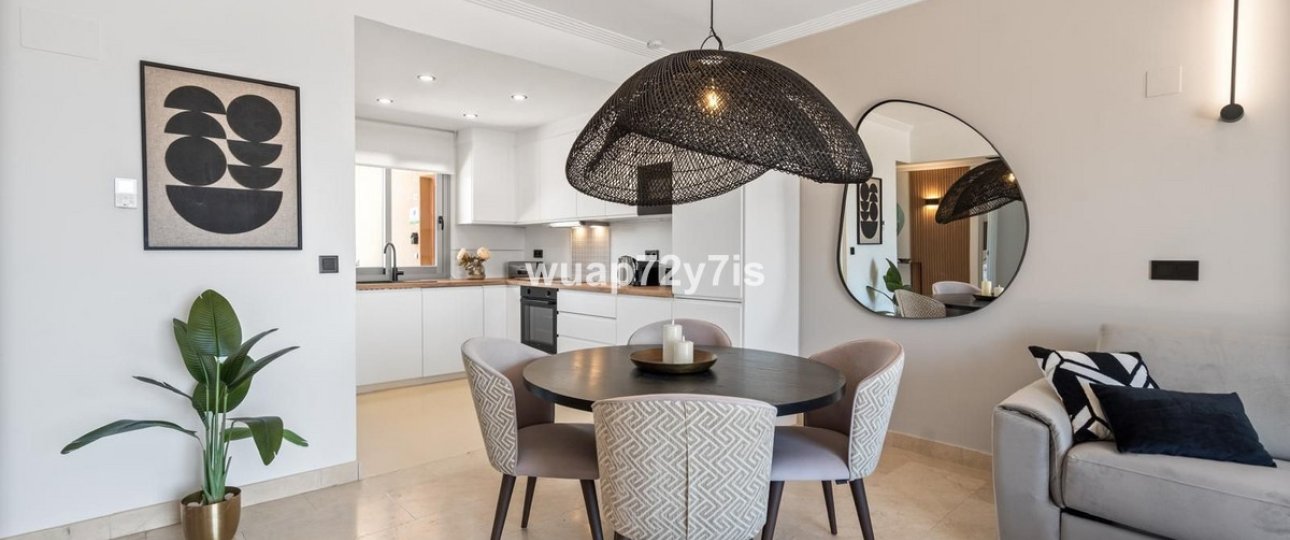 Resale - apartment - Estepona - Selwo