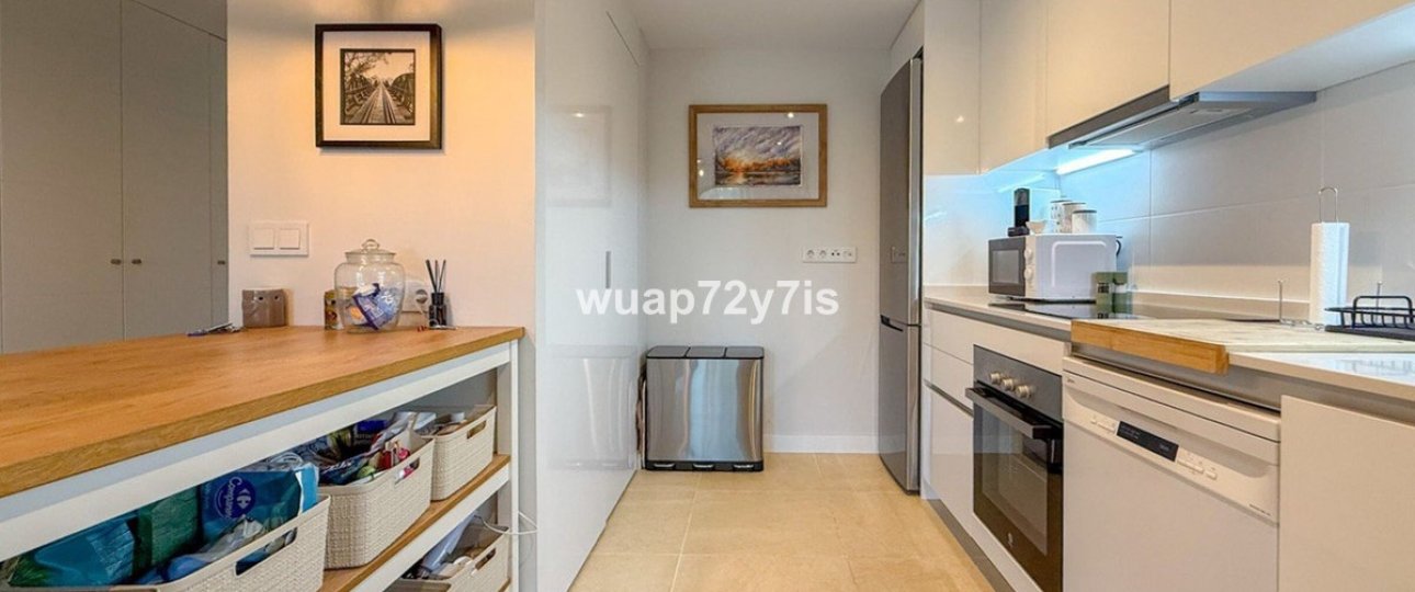 Resale - apartment - Estepona - Selwo