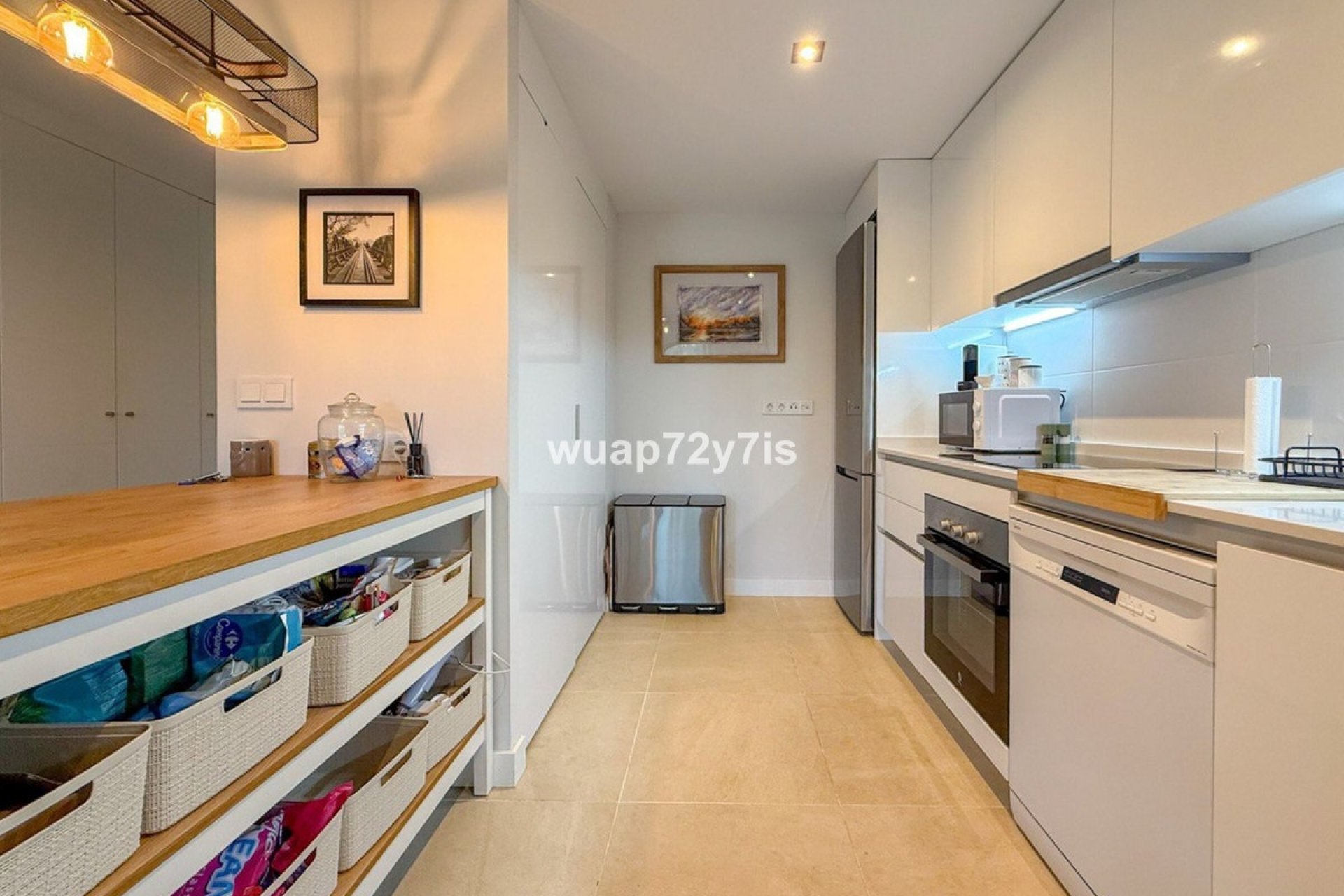 Resale - apartment - Estepona - Selwo
