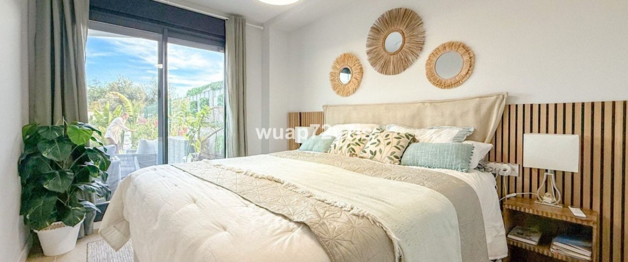Resale - apartment - Estepona - Selwo