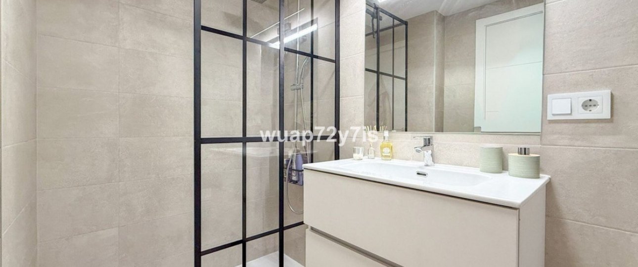 Resale - apartment - Estepona - Selwo