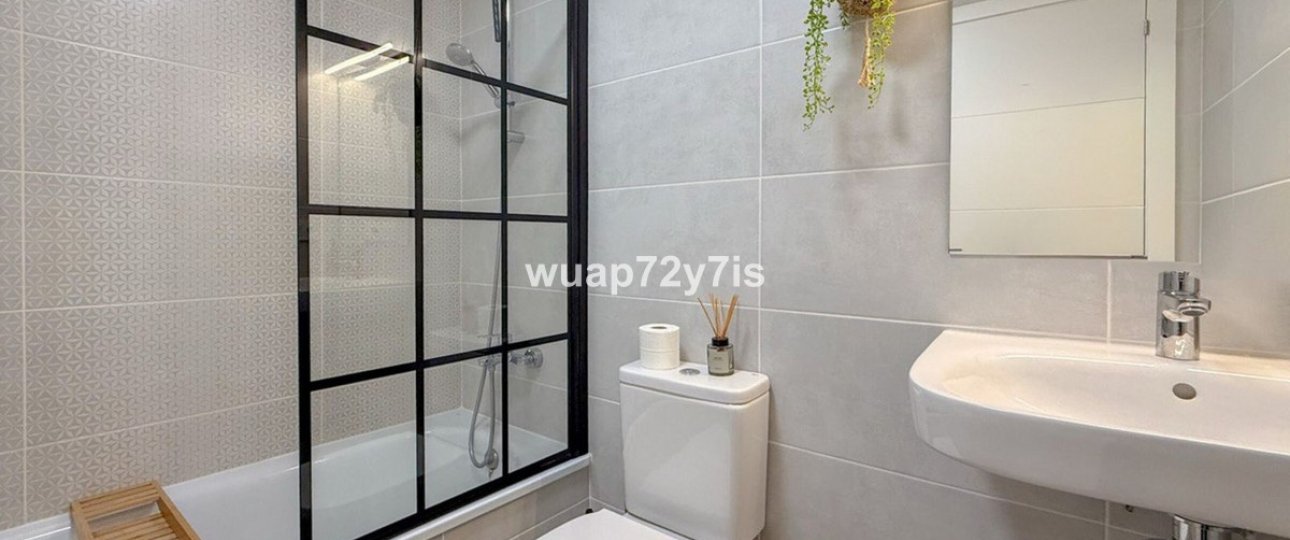Resale - apartment - Estepona - Selwo