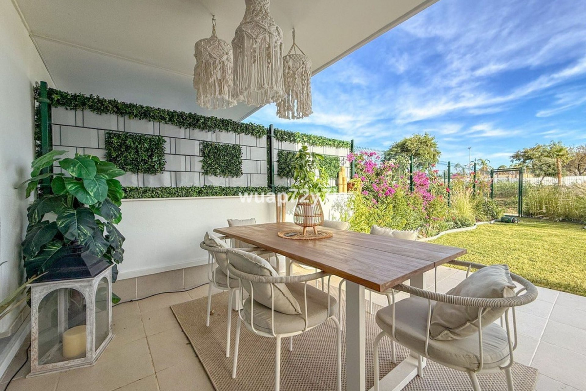 Resale - apartment - Estepona - Selwo