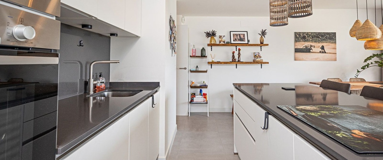 Resale - apartment - Estepona - Selwo