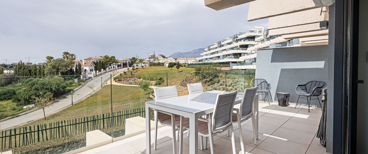 Resale - apartment - Estepona - Selwo