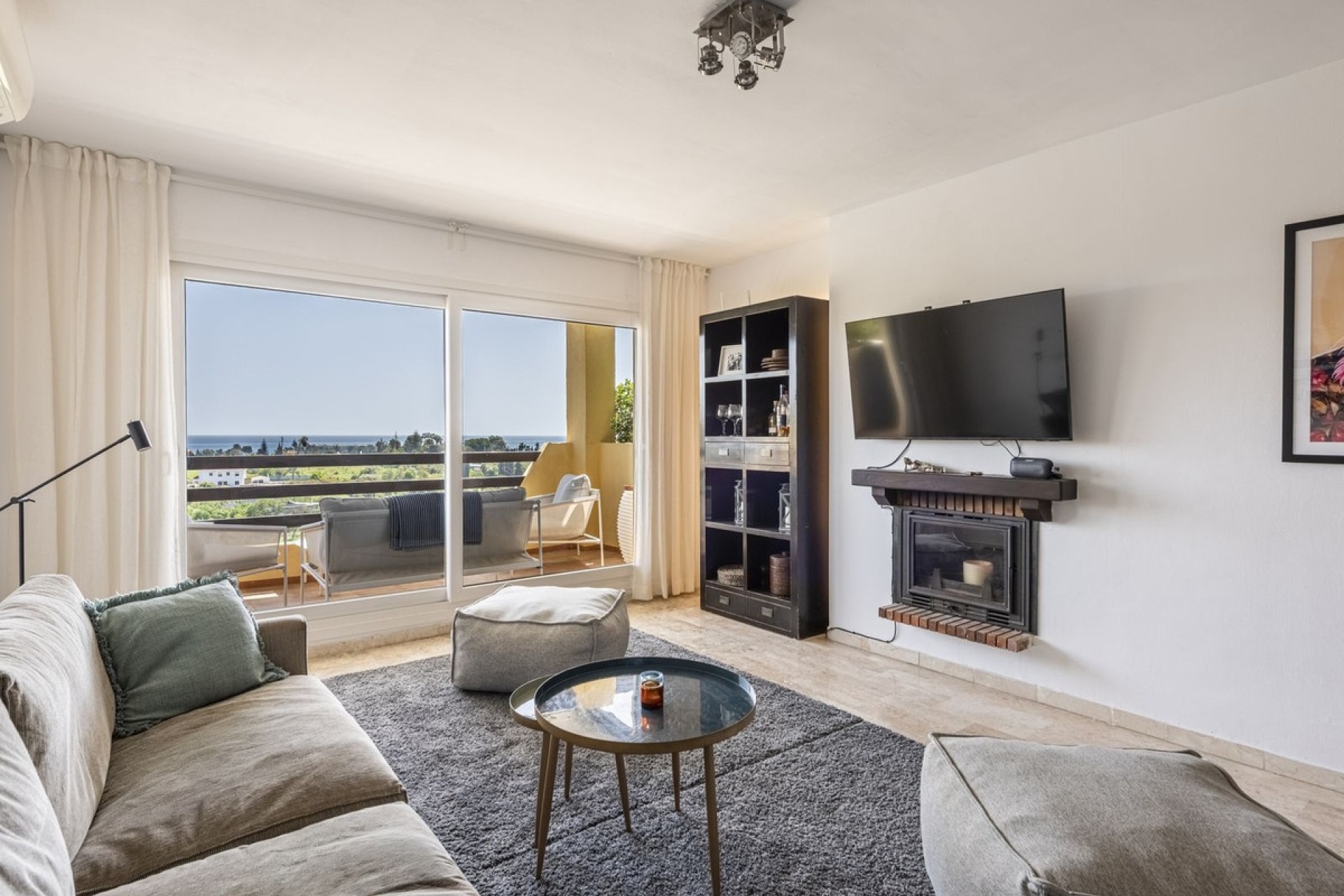 Resale - apartment - Estepona - Selwo