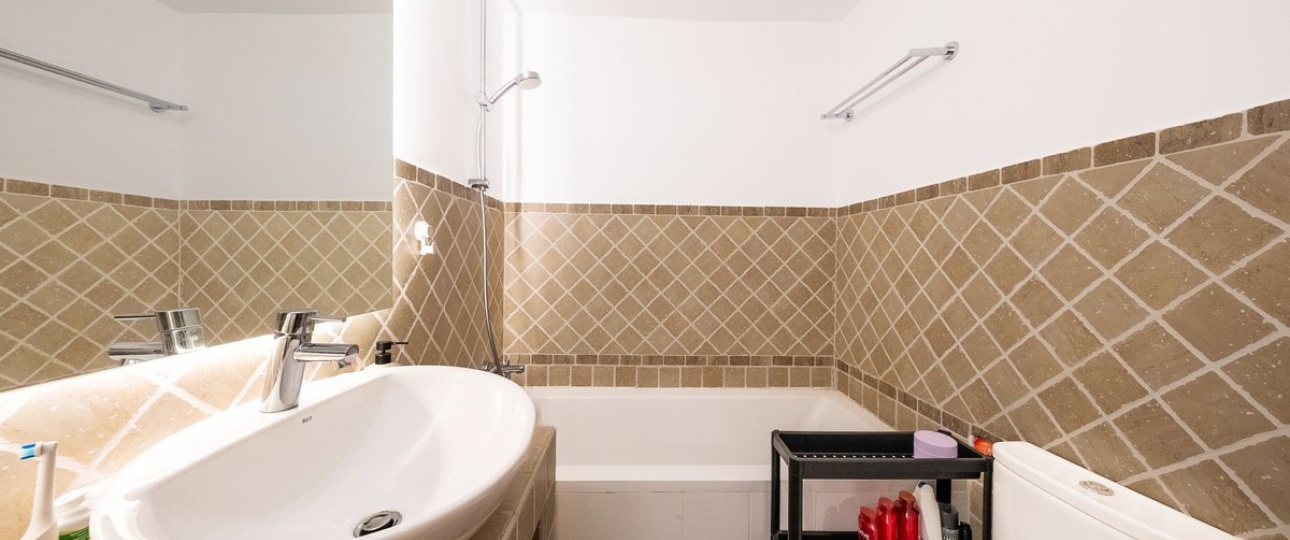 Resale - apartment - Estepona - Selwo