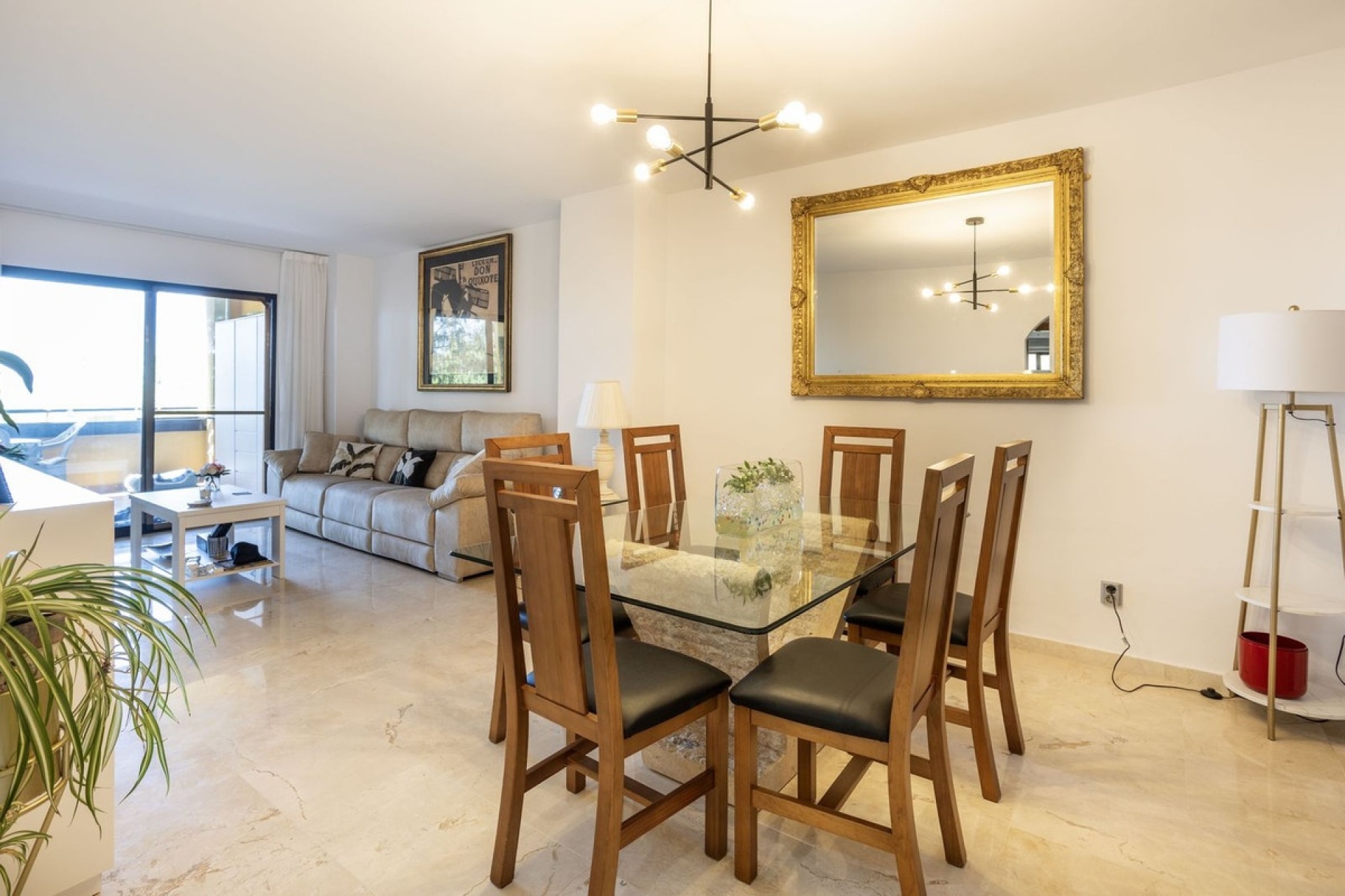Resale - apartment - Estepona - Selwo
