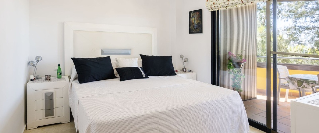 Resale - apartment - Estepona - Selwo