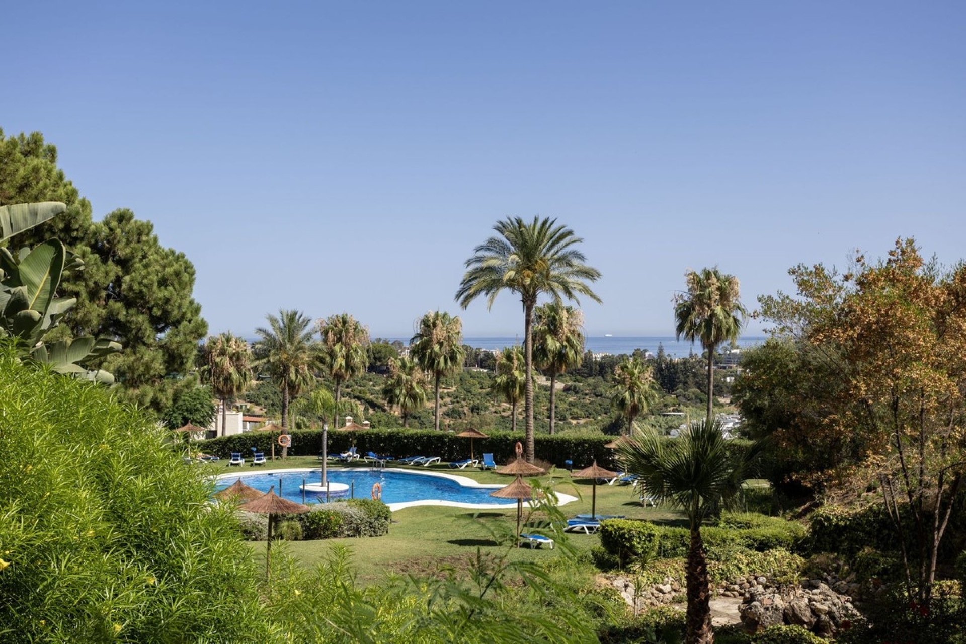 Resale - apartment - Estepona - Selwo