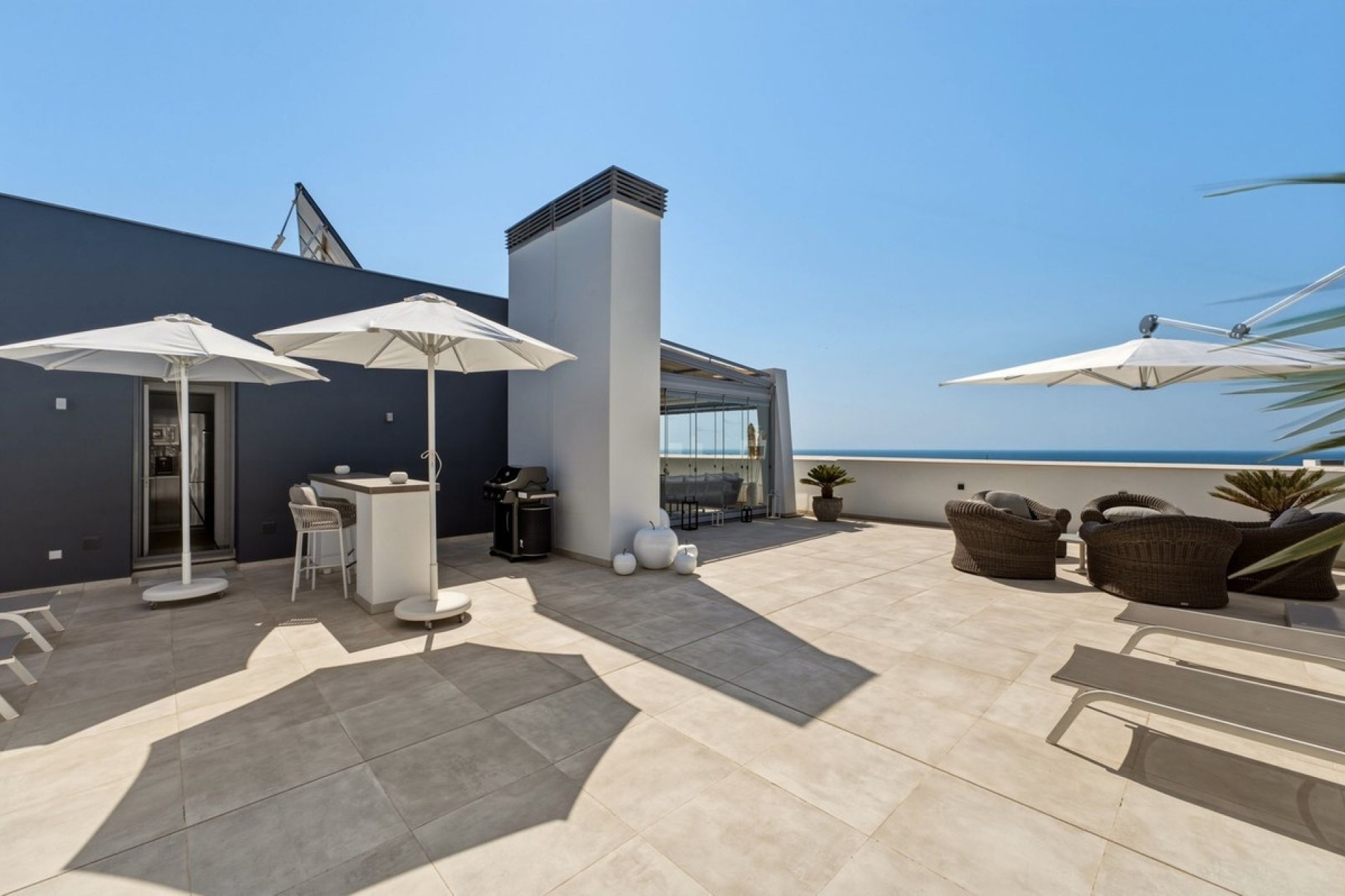 Resale - apartment - Estepona - Selwo
