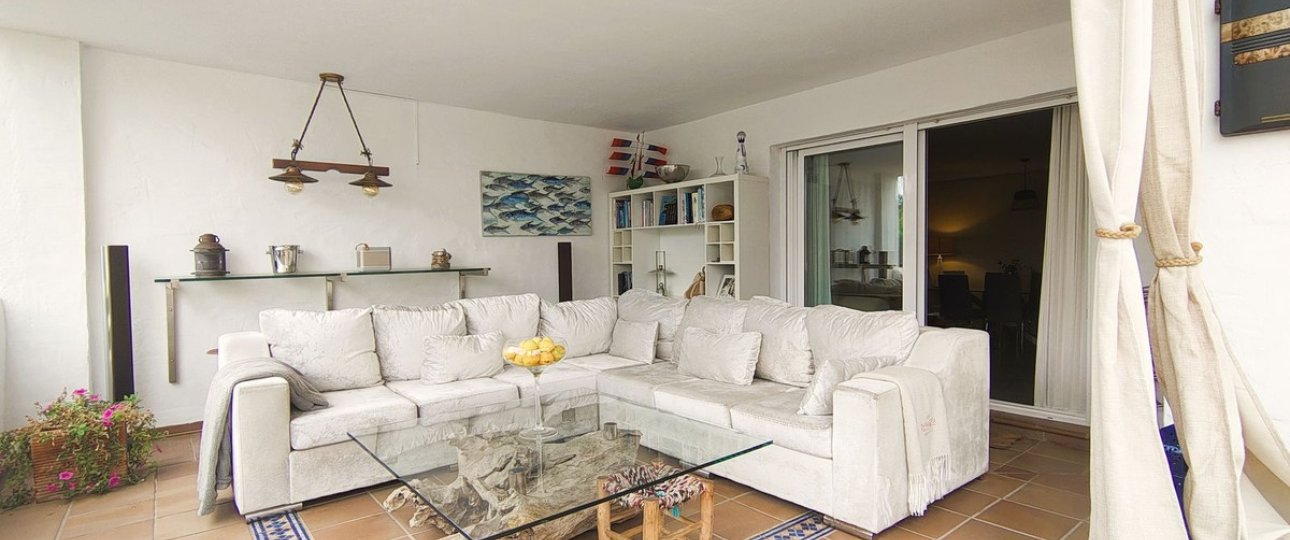 Resale - apartment - Estepona - Selwo