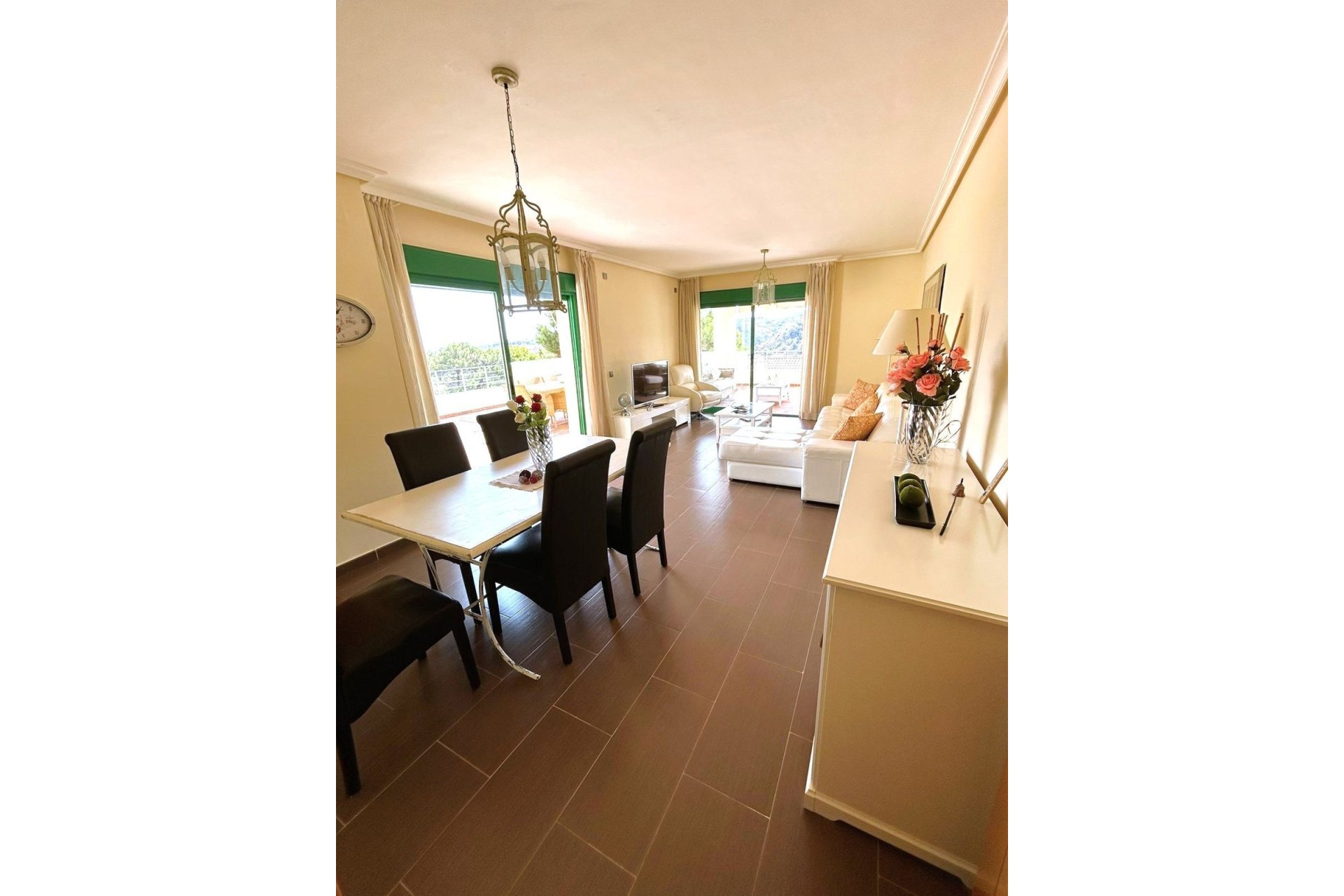 Resale - apartment - Estepona - Selwo