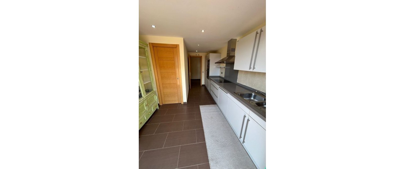 Resale - apartment - Estepona - Selwo