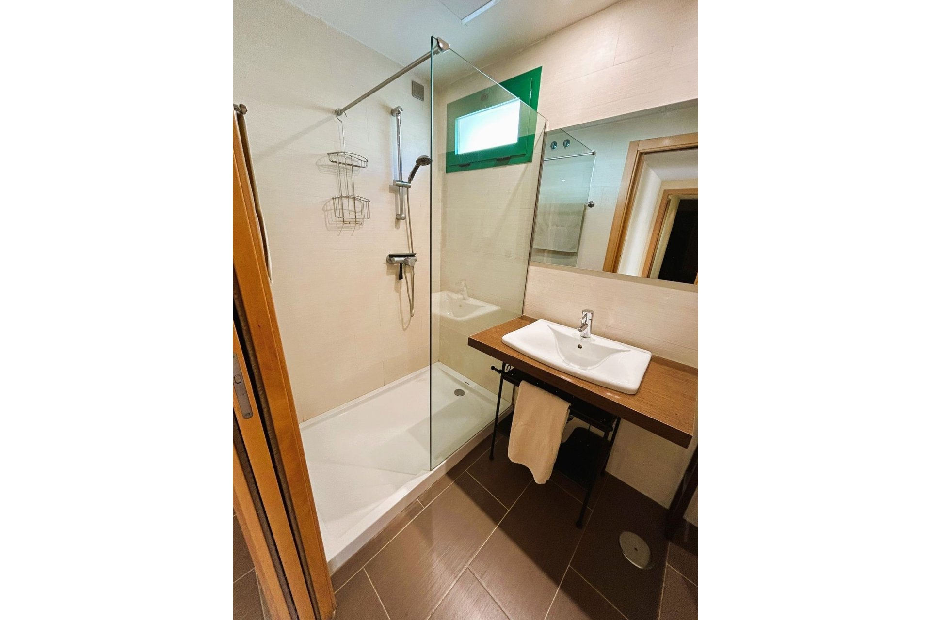Resale - apartment - Estepona - Selwo