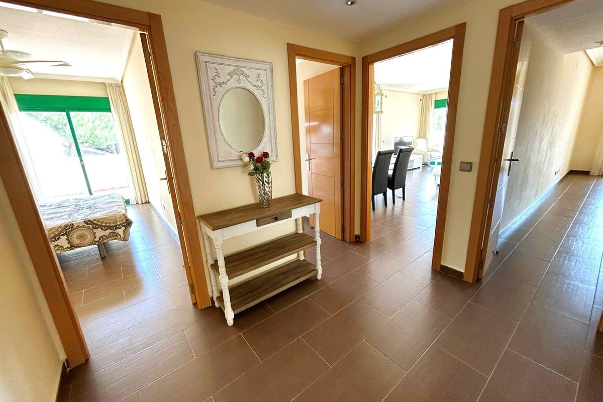 Resale - apartment - Estepona - Selwo