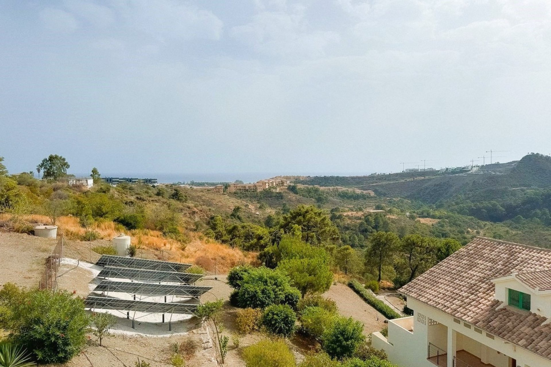 Resale - apartment - Estepona - Selwo