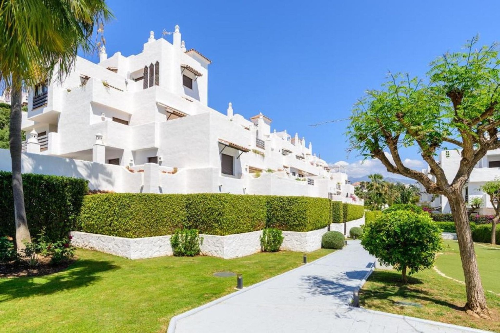 Resale - apartment - Estepona - Selwo