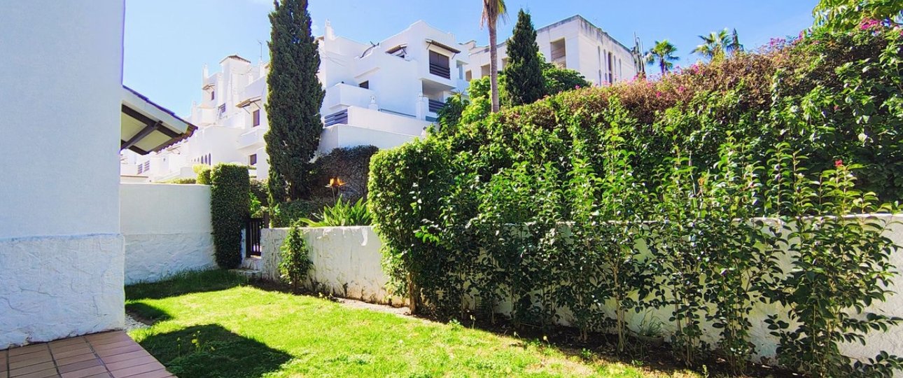Resale - apartment - Estepona - Selwo