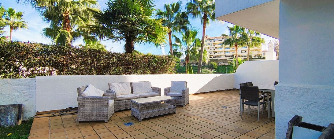 Resale - apartment - Estepona - Selwo