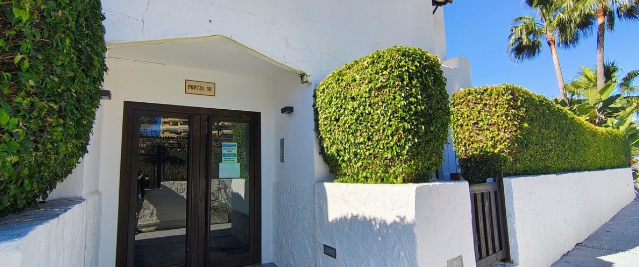 Resale - apartment - Estepona - Selwo