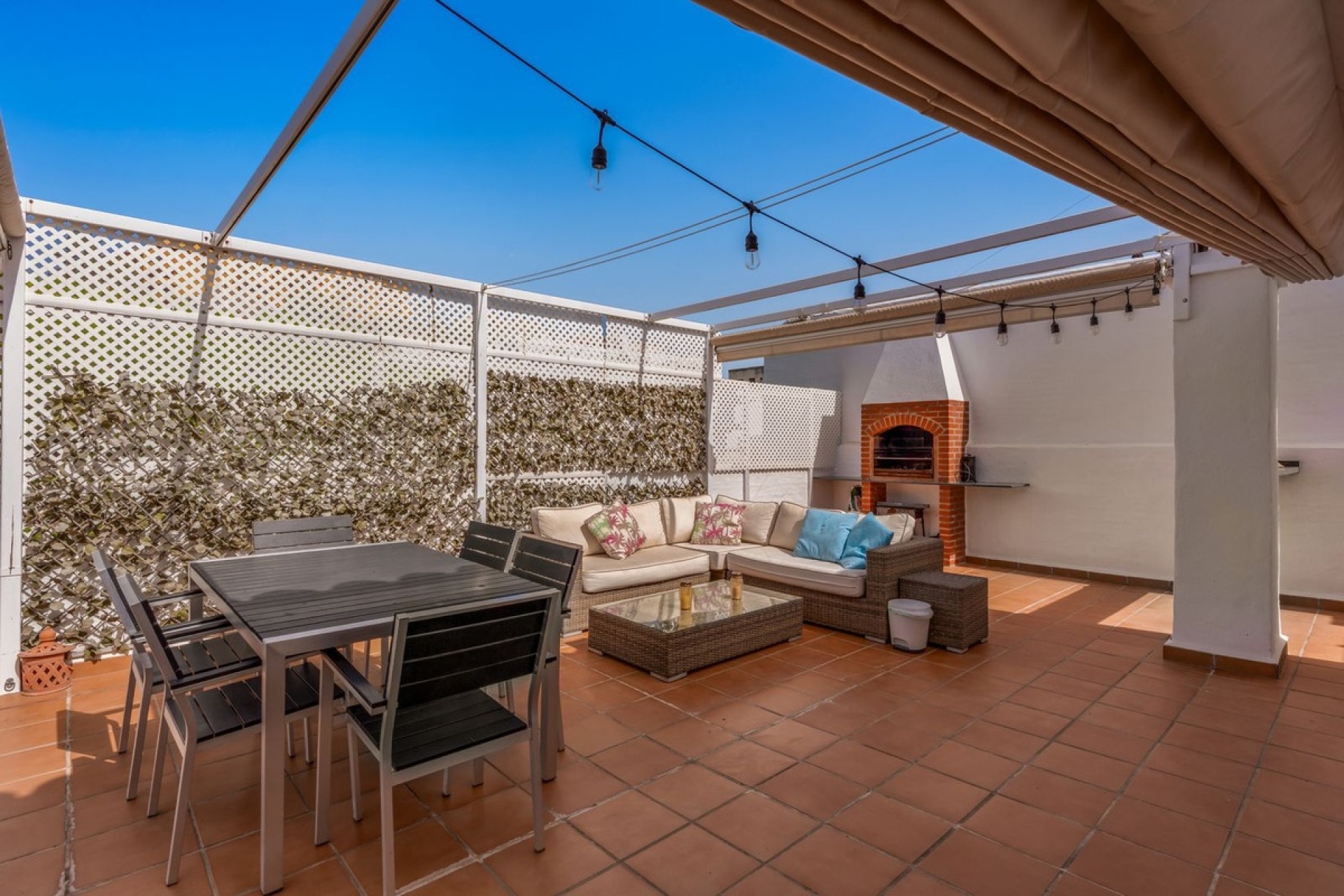 Resale - apartment - Estepona - Selwo