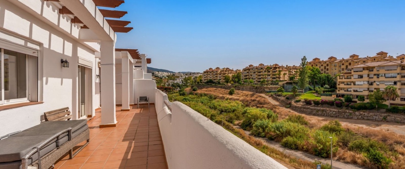 Resale - apartment - Estepona - Selwo