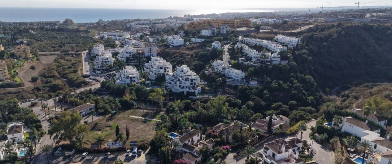 Resale - apartment - Estepona - Selwo
