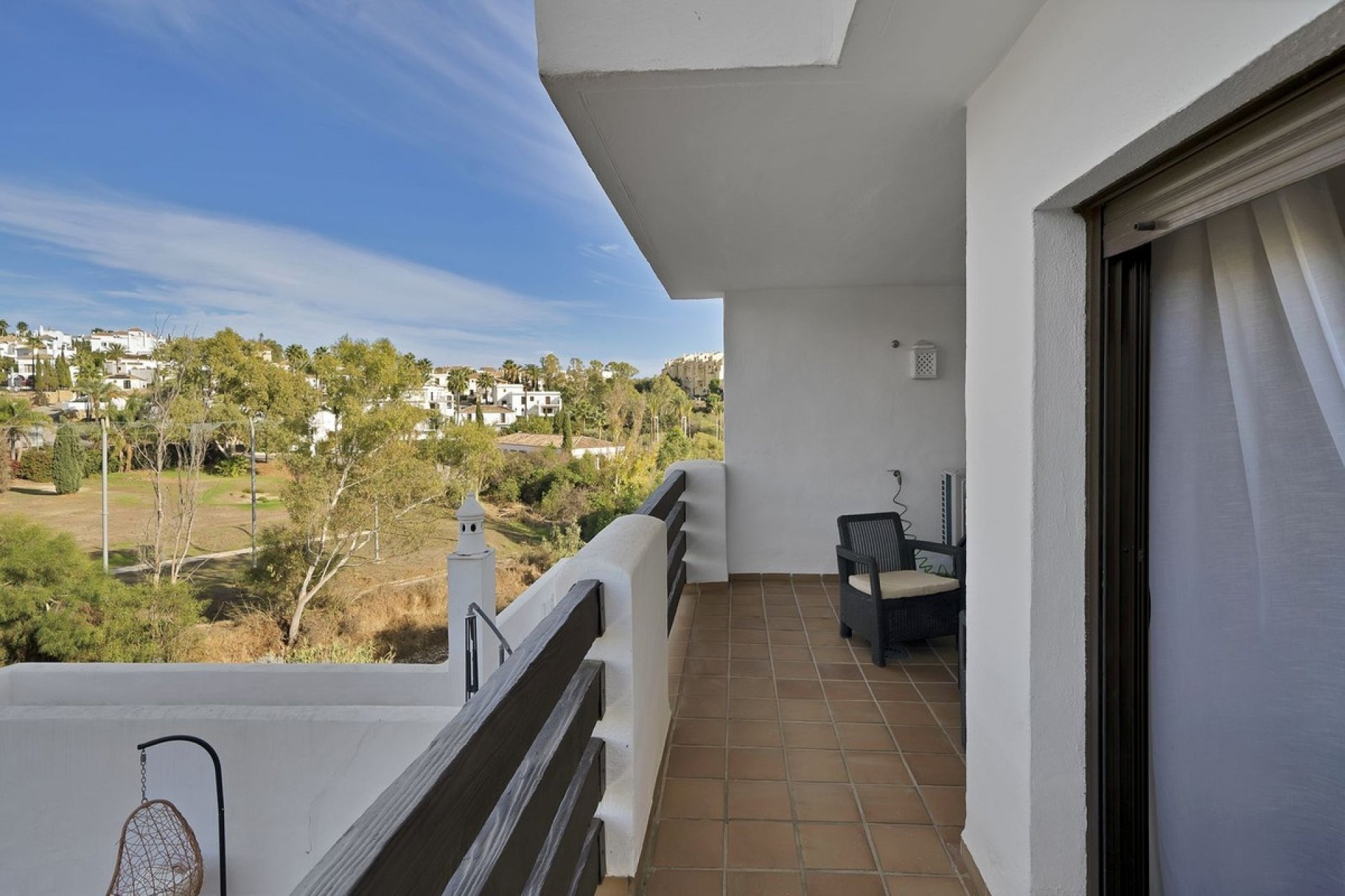 Resale - apartment - Estepona - Selwo