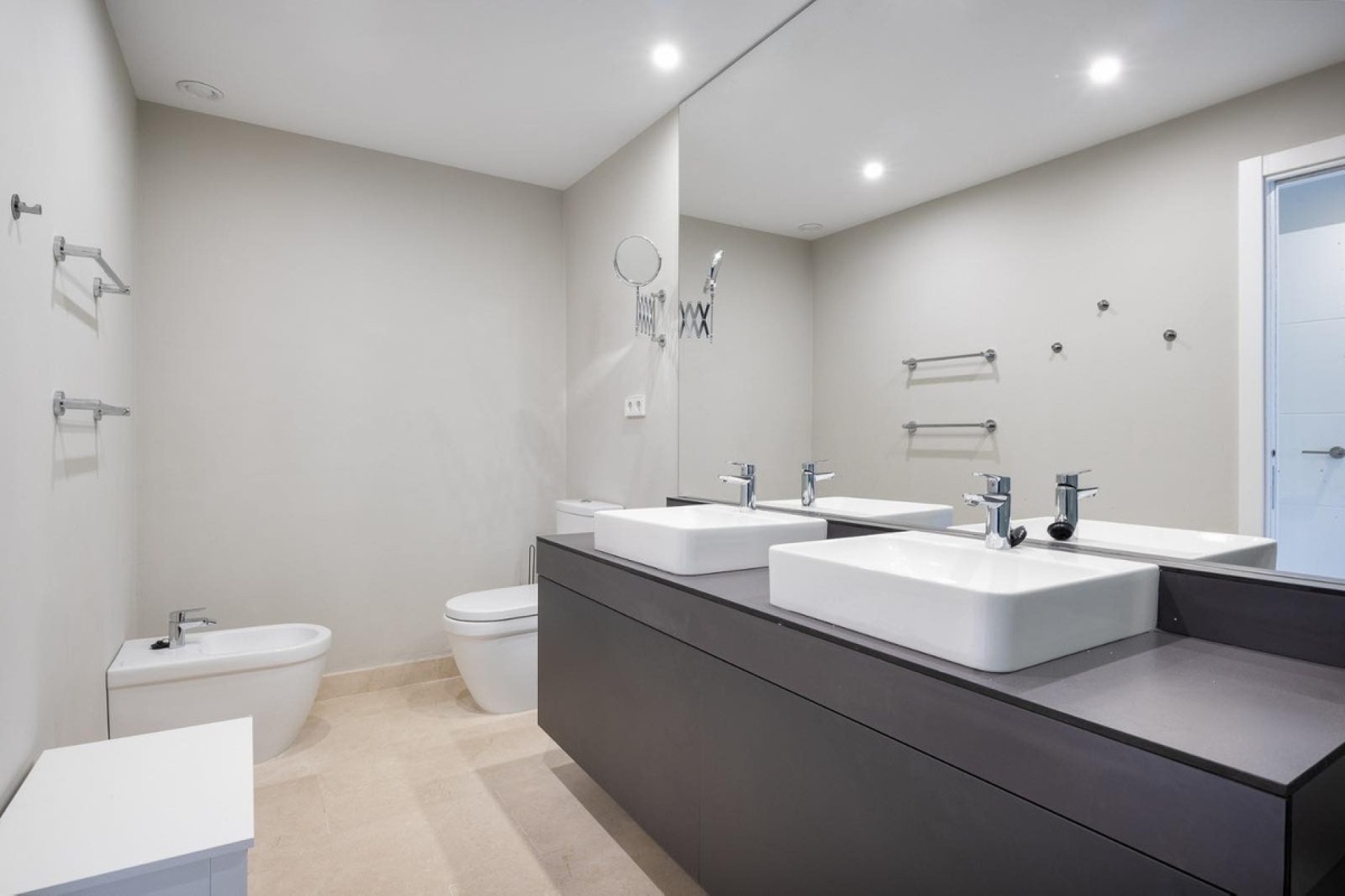Resale - apartment - Estepona - Selwo