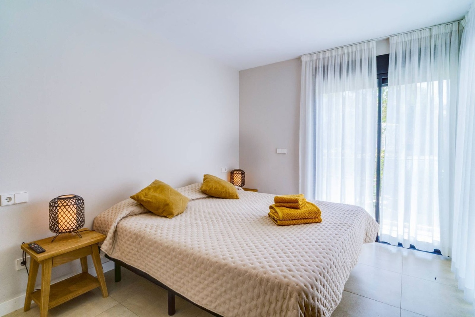 Resale - apartment - Estepona - Selwo
