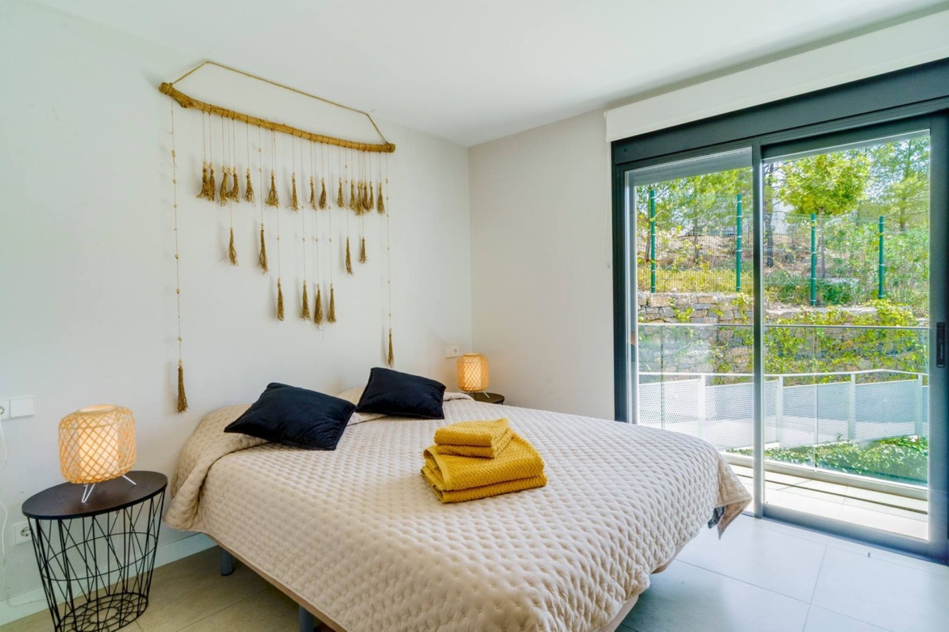 Resale - apartment - Estepona - Selwo
