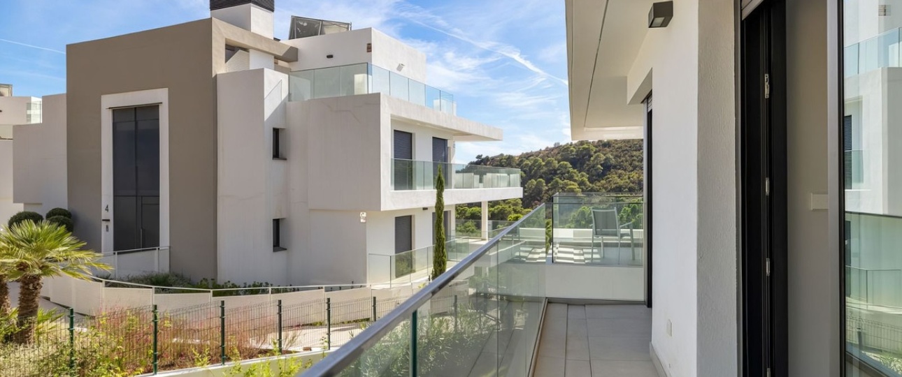 Resale - apartment - Estepona - Selwo