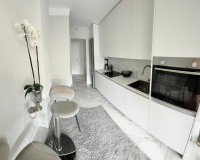 Resale - apartment - Estepona - Selwo